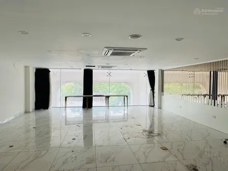 Buildings mặt phố lớn trần vỹ hồ tùng mậu đẳng cấp 11 tầng hè siêu rộng hợp làm trụ sở cty