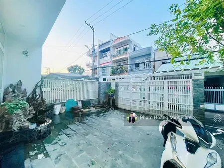 Bán nhà đường hà thanh gần ngã 2/4, trung tâm nha trang