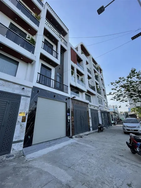Bán căn nhà phố xây xong sổ hồng riêng hoàn công đầy đủ