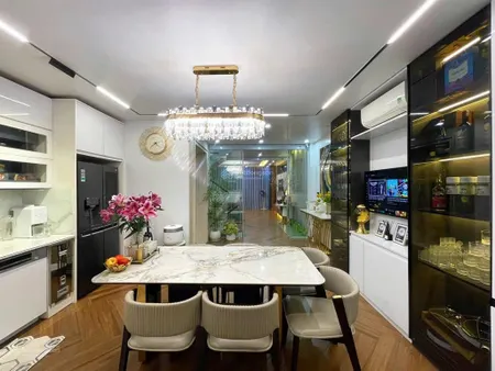 Nhà 5 tầng thang máy tuyến 2 lê hồng phong hải phòng