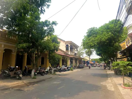 Bán nhà mặt tiền phan bội châu không có căn thứ 2 bề ngang lên đến 8m