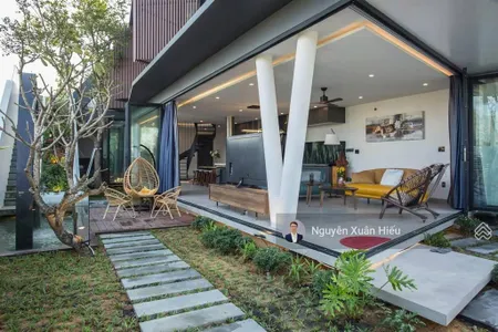 Bán villa sân vườn fpt city diện tích 251m2 thiết kế hiện đại