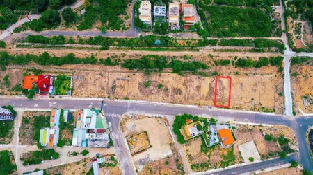 Bán đất biệt thự 2 mặt tiền ngang 15m view biển triệu quang phục tđc hòn xện chỉ 16 tỷ 430