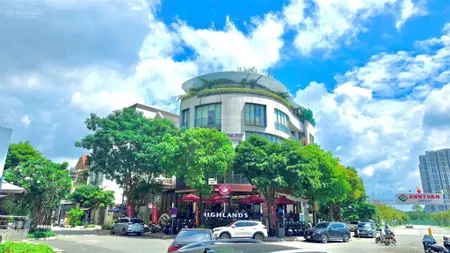 Căn hộ dịch vụ mt lê thị chợ huỳnh tấn phát 30ph dòng tiền 100tr/th ngay chi cục thuế q7