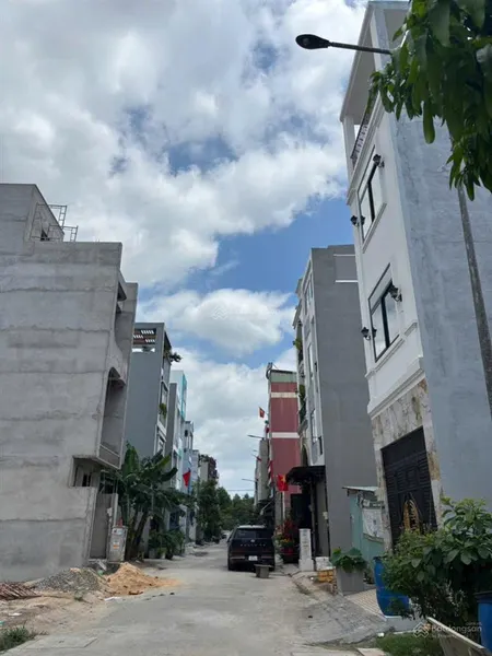 Chủ gởi nền đất hồ văn long phường tân tạo quận bình tân 92m2 giá 4ty2 bớt lộc
