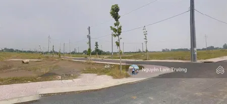 Chính chủ cần bán miếng đất xã tân lân cần đước diện tich 90m2 full thổ sổ hông riêng giá 730 triệu