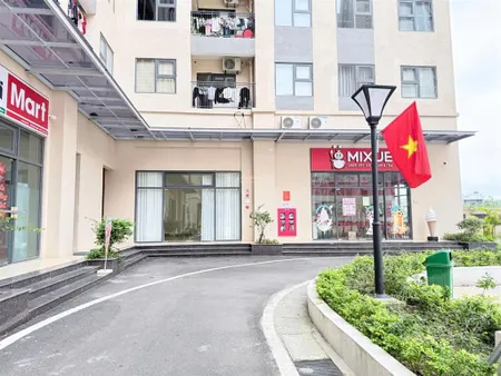 Bán căn hộ mb kinh doanh tầng trệt chung cư bàu tràm sổ hồng sang tên tự do