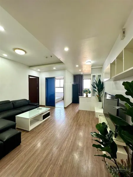Bán cc royal park bắc ninh, 3,68 tỷ, 70m2, 2pn, 2wc đẹp xuất sắc