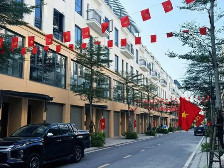 Bán cắt lỗ căn liền kề 80m2 dự án central riverside 0934 636 ***