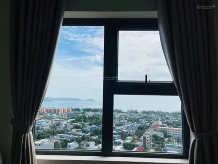 Hàng vip tòa ct10 căn hộ 2 phòng ngủ view biển tầng cao, bao gồm nội thất cơ bản. giá đầu tư.