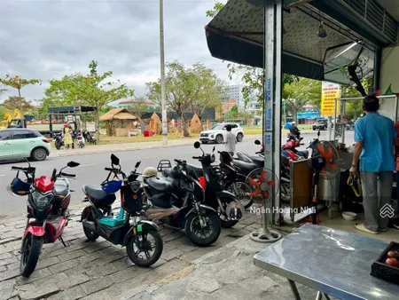 Bán lô đất mặt tiền kinh doanh đường thích quảng đức nam nha trang 82,5m2 giá 8,9 tỷ