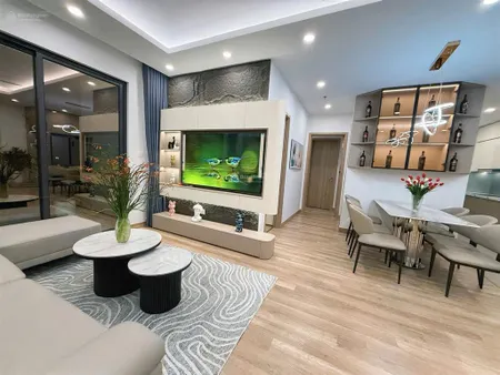 Chính chủ gửi bán căn hộ the wisteria 83m2, 2pn, hướng mát, giá 6.4 tỷ 0977 986 ***