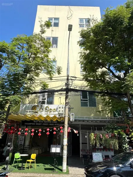Chuyển nhượng toà nhà 5 tầng mặt tiền đường lê quang đạo, dòng tiền 100triệu/tháng giá bán 52 tỷ