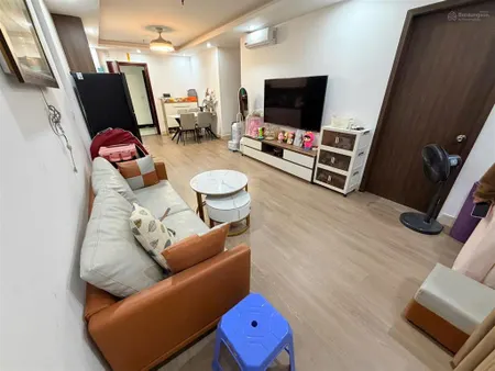 Bán căn chung cư vcity full nội thất đẹp