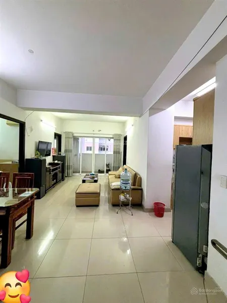 Bán căn hộ có sổ hồng sẵn,ngay sát chợ bà hom,kcn tân tạo, pouyen 81m2(3pn, 2wc)