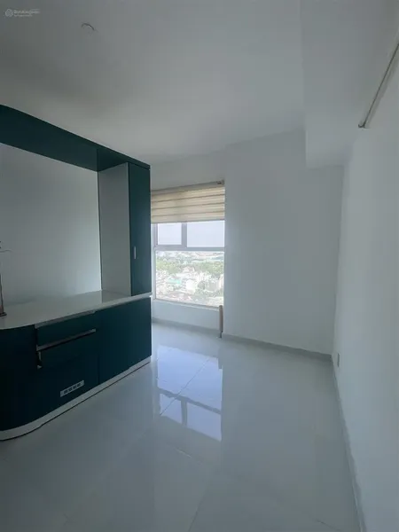 Cần bán căn hộ sài gòn mới đường htp nhà bè. dt 93m2 tk 3pn 2wc giá 2tỷ750. 0965 004 *** mr huy