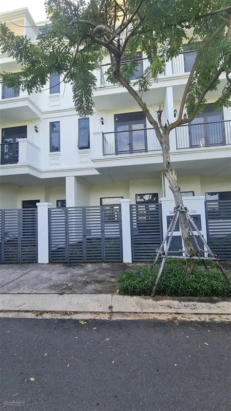 Bán gấp căn nhà phố liền kề khu lavida vũng tàu, giá tốt chỉ 6,1 tỷ (bao hết thuế phí)