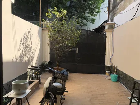 Bán nhà riêng tại cư xá lê đại hành, 92.4 m2, 3pn, 3wc, mặt tiền 4m, pháp lý đầy đủ.