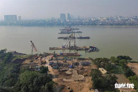 Một nhà ra mặt phố, hồ bồ đề. 7 chỗ vào đất. 60m2 mặt tiền đỉnh cao. giá đầu tư 230tr/m2