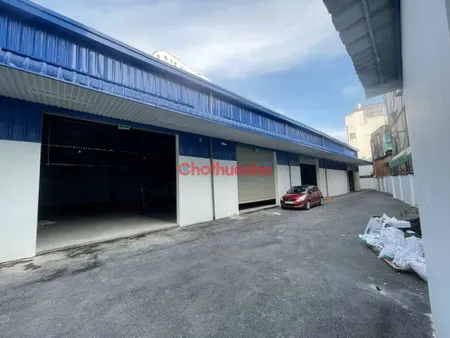 CHO THUÊ KHO XƯỞNG – MẶT TIỀN ĐƯỜNG VÕ VĂN KIỆT, QUẬN 5, DT 1473m2