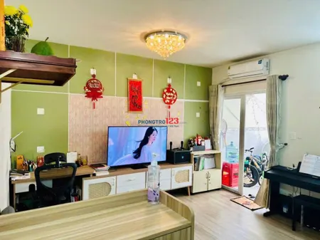 Chung cư NGuyễn Ngọc Phương căn hộ 70m2, 2p ngủ giá 11,5tr/th