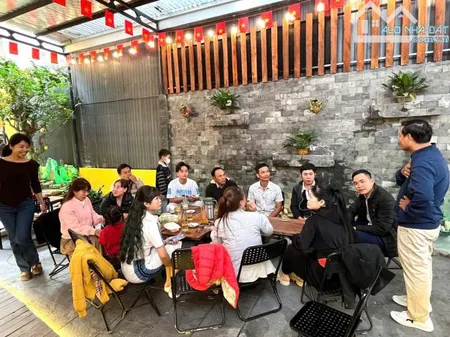 Cho thuê quán cf đầy đủ chỉ cần đến và tiếp tục kinh doanh thôi giá chỉ 5 triệu/ tháng