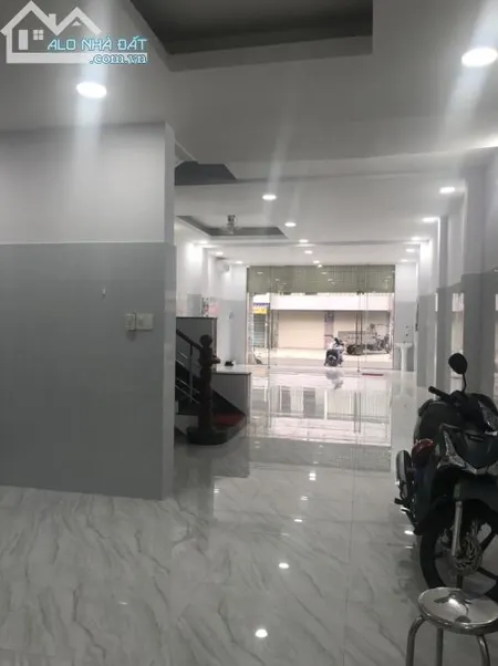 Cho thuê nhà 9x20 mặt tiền Tên Lửa, Phường Bình Trị Đông, Quận Bình Tân