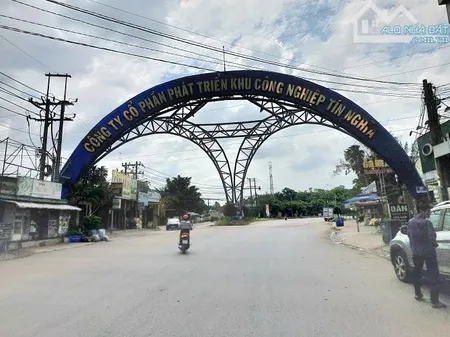 Cho thuê xưởng giá rẻ 2000m2 Khu Công Nghiệp Tam phước. Biên Hòa. Đồng Nai