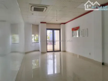 💥 VĂN PHÒNG CHO THUÊ mặt tiền đường 30/4 - Có phòng họp