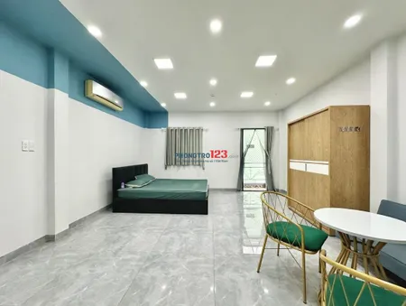 Cho thuê căn hộ full nội thất, rất rộng, thoáng mát 48m2 mặt tiền đường Lê Văn Quới