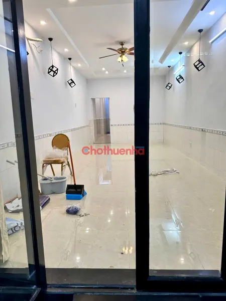 CHO THUÊ NHÀ NGUYÊN CĂN NGUYỄN THIỆN THUẬT, QUẬN 3 - NHÀ MỚI