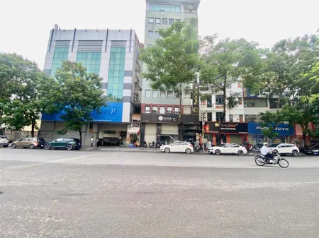 Cho thuê mbkd,ngân hàng, siêu thị,thẩm mỹ, spa...dt 150m2 mt 12m vỉa hè rộng tại trần đại nghĩa, hn