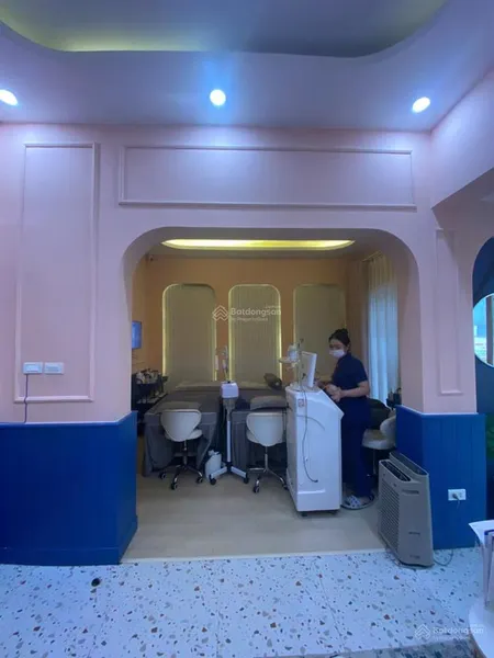 Cho thuê mặt bằng kinh doanh ngõ 64 lê trọng tấn, 98m, 2 gian, ô tô đỗ cửa. giá 13 triệu/tháng