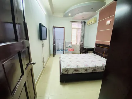 Phòng cao cấp, đầy đủ tiện nghi. Gần đài truyền hình và trường Khoa Học Xã Hội & Nhân Văn 200 mét