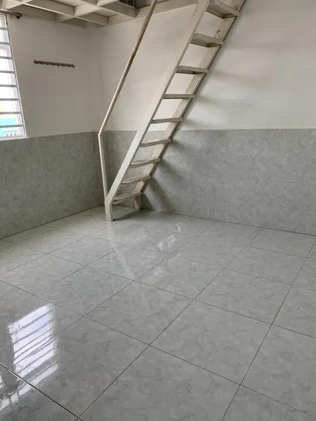 Cho thuê phòng lầu 4, chung cư 141, quận 5