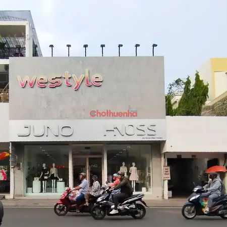 Cho thuê nhà nguyên căn MT Phan Đình Phùng - nhà 4 tầng - vị trí kinh doanh sầm uất