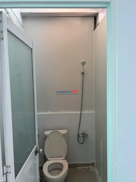 Phòng trọ 20m2 khu trung tâm đường Ba Tháng Hai, Q10 - Học viện Hành Chánh Quốc Gia