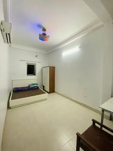 Cho thuê nhà trọ, phòng trọ 225 Lạc Long Quân
