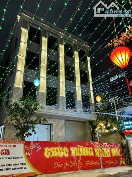 Cho thuê nhà mặt tiền số 5 Đặng Tất, Phường Tân Định, Quận 1,TP Hồ Chí Minh dt:14x25m