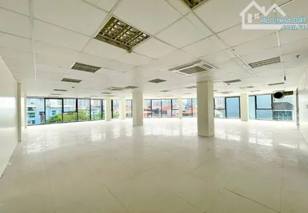 BQL CHO THUÊ MBKD TẠI TÒA BULIDING MẶT PHỐ XUÂN THỦY 170M2