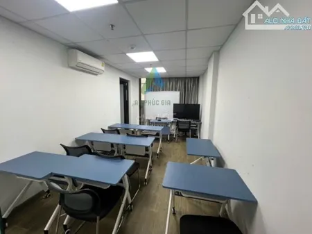 CHO THUÊ VĂN PHÒNG ĐƯỜNG TRẦN HƯNG ĐẠO - 100 M² - 0 - GIÁ 17 TRIỆU