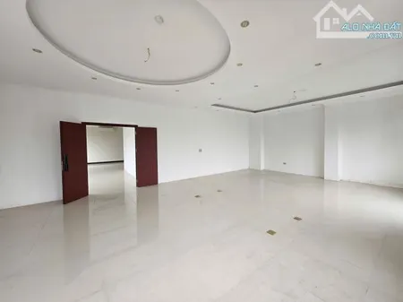 Cho thuê sàn Văn Phòng 200m2 tại TP Bắc Ninh mặt đường lớn giá 18 triệu/ tháng