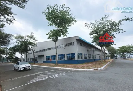 Cho thuê xưởng 6000m2 trong kcn nhơn trạch chỉ 680 triệu/tháng