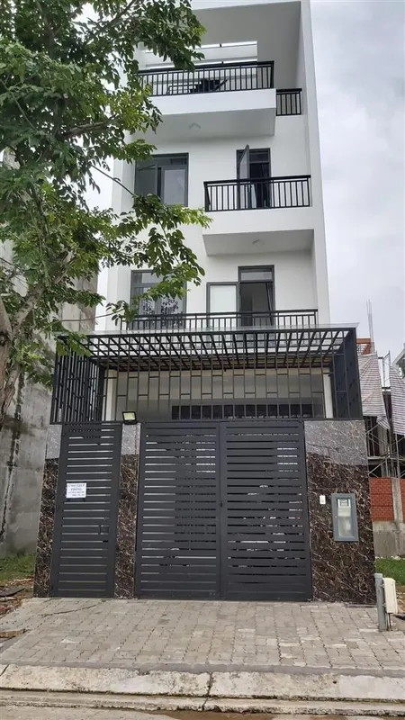 Phòng cho thuê nằm ở khu tri thức cao yên tĩnh