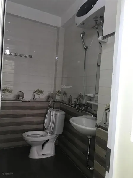 Cho thuê nhà trọ 1pn, 20m2 tại số 33 ngõ 349, minh khai, 3 triệu vnd