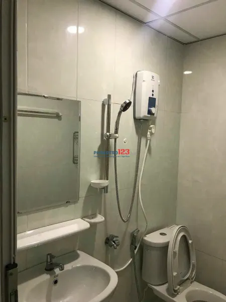 Căn hộ 1p ngủ, Screc tower - Trường Sa, nội thất, giá 10tr/th