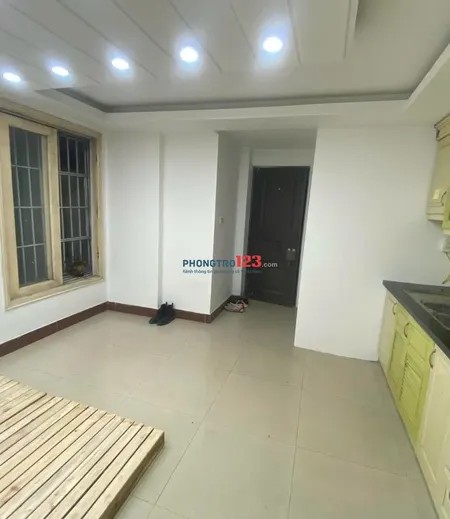 Cho thuê phòng 286 Đê La Thành nhỏ