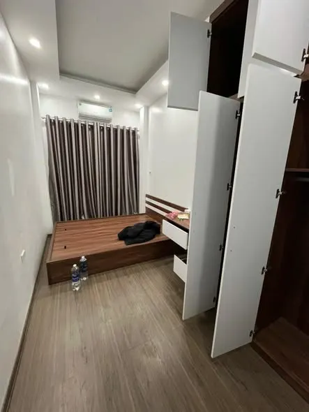Cho thuê nhà trọ, phòng trọ 36 Phố Đông Thiên