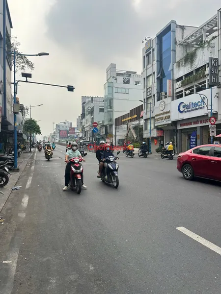 Cho thuê nhà mặt tiên Phan Đình Phùng - Phú Nhuận - 3 lầu - sầm uất ngày đêm