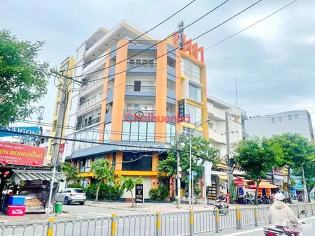 Cho thuê nhà góc 2 mặt tiền Nguyễn Thị Thập , quận 7 - vị trí siêu đẹp - kinh doanh tự do